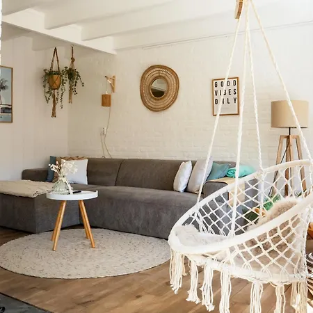 Floors - Luxe Woning Nabij & Keukenhof Hébergement de vacances *